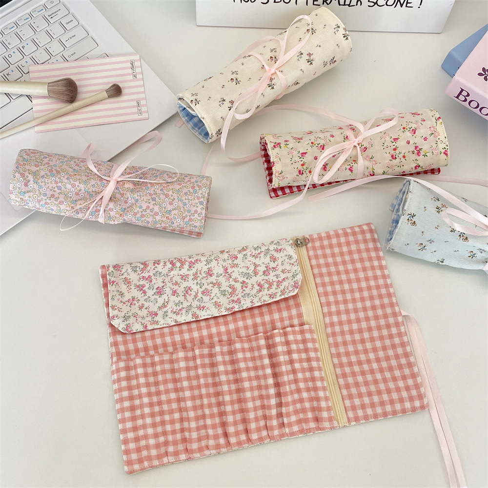 Cottagecore Floral Makeup Brus - огляд і ціна Travel Accessories Organizer Bag