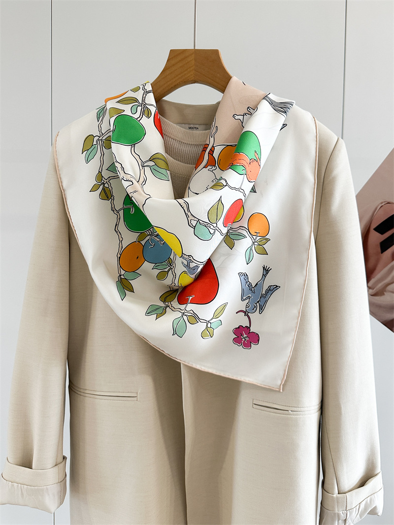 AB Faced Print Silk Scarf 18MM - огляд і ціна Travel Accessories Aesthetic